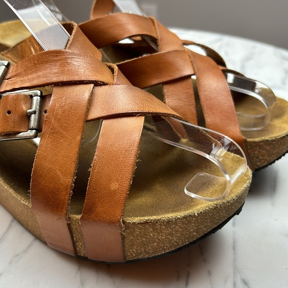 ERIC MICHAEL SANDAL WEDGE HEEL SIZE 40/9.5 - Picture 3 of 6